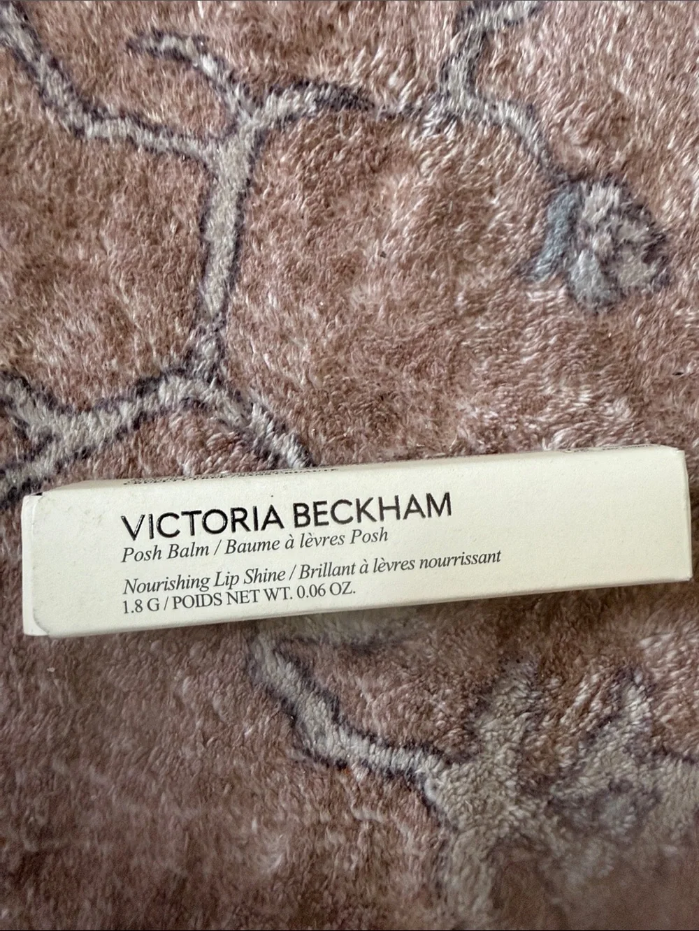 NEW Victoria Beckham Posh Balm nourishing lip shine color Cassis